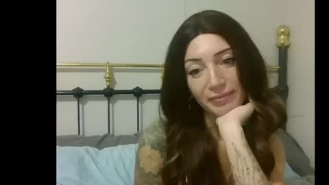 Snapshot of ladylane393 chatting on November 5, 4:34 am ladylane393 online show from November 5, 4:34 am