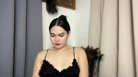 Snapshot of ladylollipop_marls chatting on February 17, 1:51 pm ladylollipop_marls online show from February 17, 1:51 pm