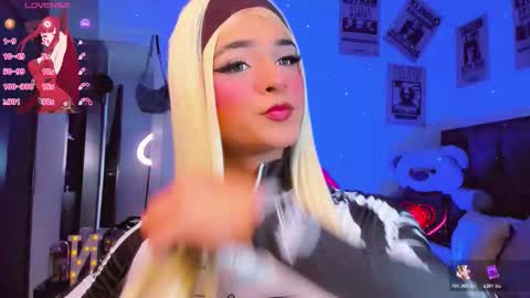 Snapshot of ladynoah chatting on March 2, 1:30 am Noah Smith online show from March 2, 1:30 am