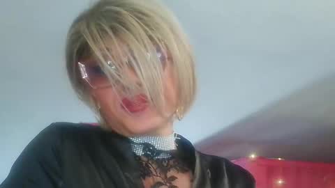 Oxana online show from February 22, 2:02 am