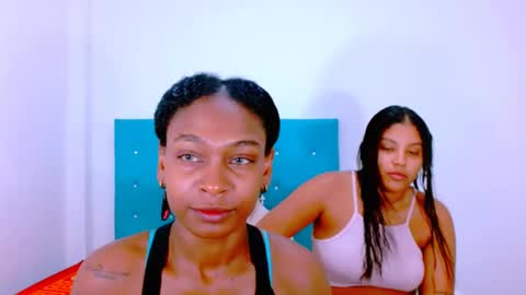 laura online show from December 9, 12:12 am