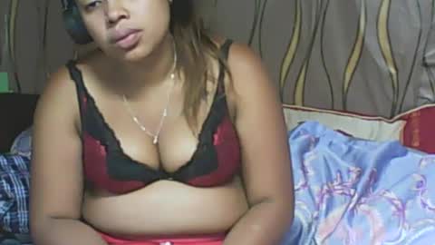 LadyXSnakes online show from January 7, 7:59 pm