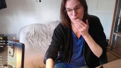 Lea online show from February 28, 12:31 pm