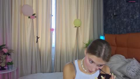 Lilia online show from September 19, 7:10 am