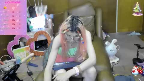 Snapshot of laflakita21 chatting on October 15, 1:17 am Skinnygirl online show from October 15, 1:17 am