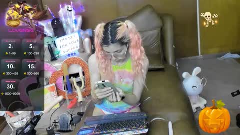 Snapshot of laflakita21 chatting on November 2, 7:05 pm Skinnygirl online show from November 2, 7:05 pm