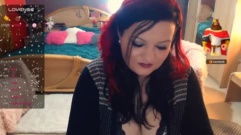 Arielle online show from February 3, 8:57 pm