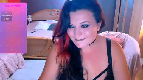 Arielle online show from September 28, 7:30 pm