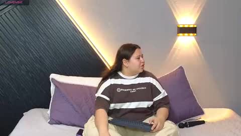    online show from February 28, 10:22 pm