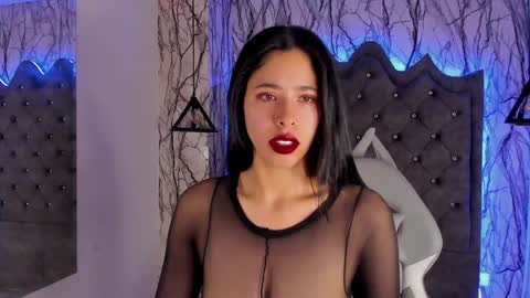 Laia online show from February 5, 4:58 pm