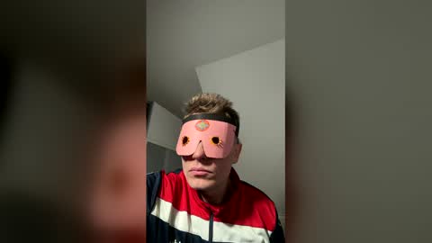 Snapshot of laichzeit1880 chatting on February 27, 12:10 am laichzeit1880 online show from February 27, 12:10 am