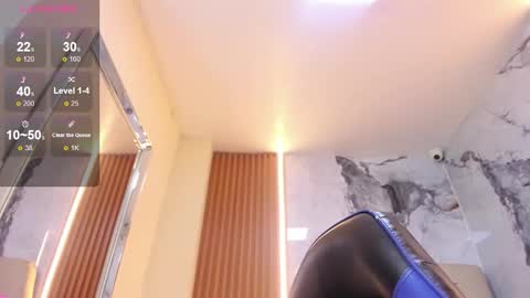   online show from January 8, 12:18 pm