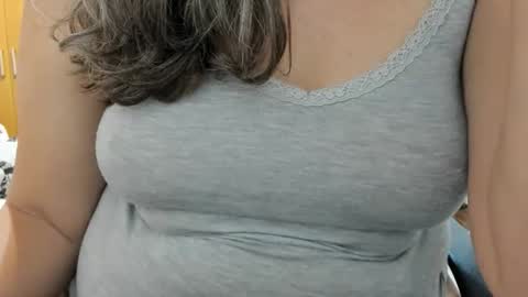 Snapshot of lailasensu chatting on November 27, 3:36 pm LAILA online show from November 27, 3:36 pm