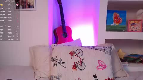 Snapshot of lailypink chatting on July 11, 4:21 pm samanta online show from July 11, 4:21 pm