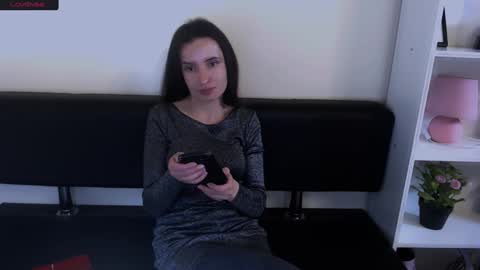 Snapshot of laimapinch_ chatting on January 12, 10:45 am Laima online show from January 12, 10:45 am