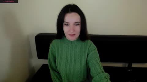 Snapshot of laimapinch_ chatting on October 4, 6:22 am Laima online show from October 4, 6:22 am