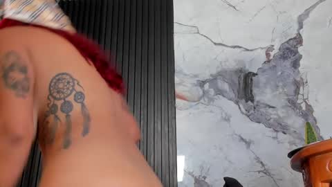 Laisy fox online show from February 10, 6:03 pm