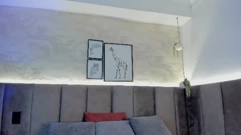 Snapshot of lakshmi77_ chatting on June 27, 12:22 pm Loren online show from June 27, 12:22 pm