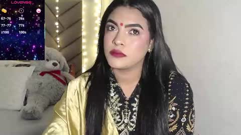 Snapshot of lakshmirani617378 chatting on July 17, 12:01 pm Laskhmirani online show from July 17, 12:01 pm
