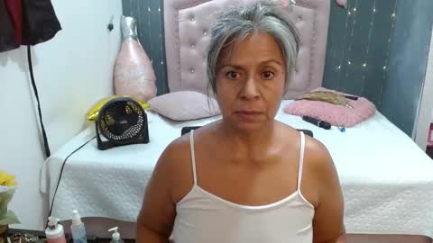 lalisha online show from January 16, 1:31 am