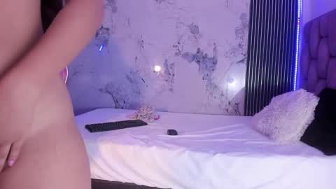 Laura online show from October 25, 12:23 pm