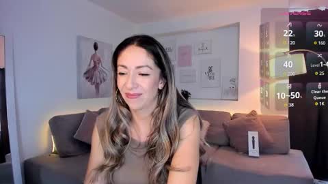 laly_dolce online show from September 15, 7:58 pm