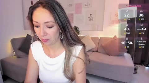 laly_dolce online show from October 4, 8:07 pm