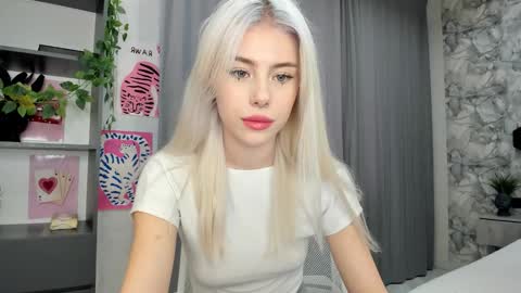 Erika online show from September 23, 8:28 am