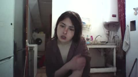 Snapshot of lama111111mama chatting on May 29, 9:46 pm I work 5PM to 9 PM EST New York online show from May 29, 9:46 pm