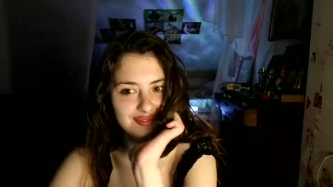 Snapshot of lama111111mama chatting on June 12, 8:52 pm I work 5PM to 9 PM EST New York online show from June 12, 8:52 pm
