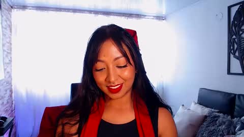 Isabella online show from February 5, 5:50 pm