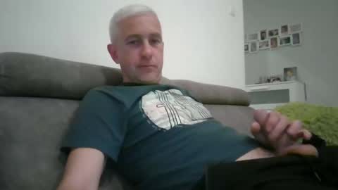 Snapshot of lambiants chatting on May 5, 8:50 pm lambiants online show from May 5, 8:50 pm
