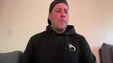 Snapshot of lampin1 chatting on February 8, 6:11 pm lampin1 online show from February 8, 6:11 pm