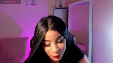 LANA  online show from December 18, 9:29 pm