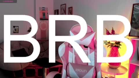 just call me Lana  and her security online show from December 4, 11:41 am