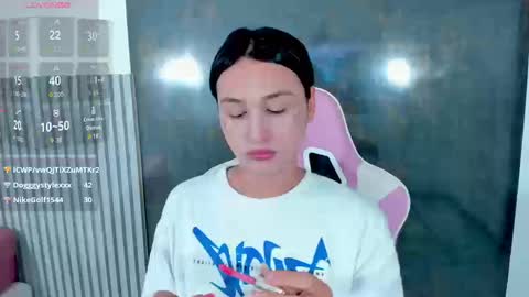 Snapshot of lana_boomer chatting on January 8, 8:22 pm Lana online show from January 8, 8:22 pm