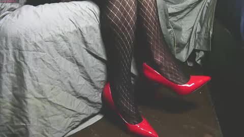 lana_legs53 online show from November 2, 7:44 am