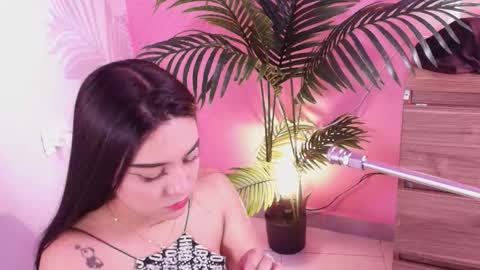 LANA online show from October 27, 3:43 am