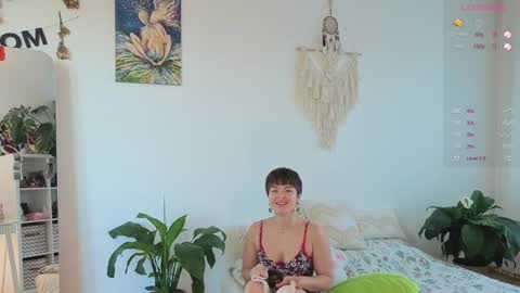 Snapshot of lana_sky chatting on November 14, 12:37 pm Lana online show from November 14, 12:37 pm