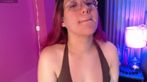 Snapshot of lana_sweett2 chatting on July 24, 4:21 am lana_sweett2 online show from July 24, 4:21 am
