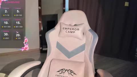 Lana online show from November 26, 11:00 am