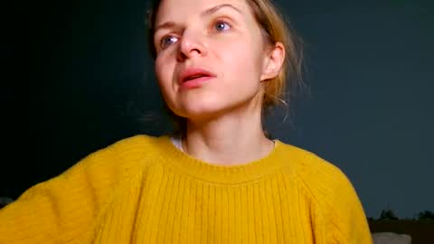 Lana online show from November 8, 1:33 pm