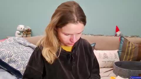 Lana online show from December 23, 9:40 am