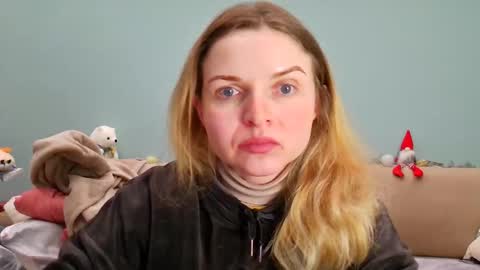 Lana online show from March 1, 6:15 am