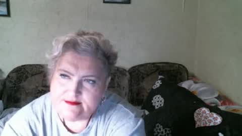 Snapshot of lanacat555 chatting on December 4, 8:39 pm lanacat555 online show from December 4, 8:39 pm