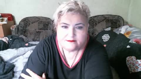 Snapshot of lanacat555 chatting on December 19, 12:39 am lanacat555 online show from December 19, 12:39 am