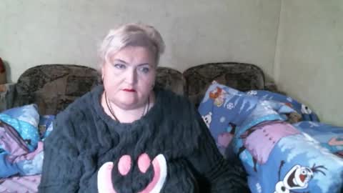 Snapshot of lanacat555 chatting on January 10, 12:01 am lanacat555 online show from January 10, 12:01 am