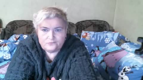 Snapshot of lanacat555 chatting on January 12, 4:01 pm lanacat555 online show from January 12, 4:01 pm
