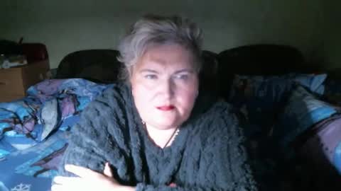 Snapshot of lanacat555 chatting on January 14, 1:11 am lanacat555 online show from January 14, 1:11 am