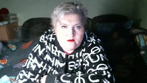 Snapshot of lanacat555 chatting on February 8, 7:50 pm lanacat555 online show from February 8, 7:50 pm